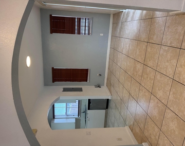 15746 Sw 41st Street - Photo Thumbnail 15