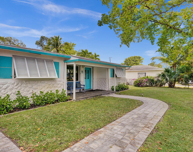 107 N Swinton Circle - Photo Thumbnail 20