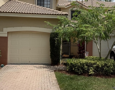 3909 Tree Top Drive - Photo Thumbnail 15