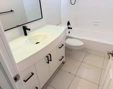 2051 Ne 56th Street - Photo Thumbnail 13