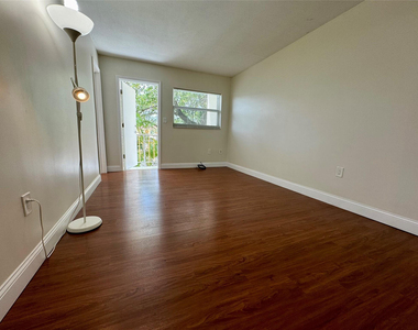 1747 Rodman Street - Photo Thumbnail 1