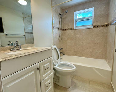 1747 Rodman Street - Photo Thumbnail 4