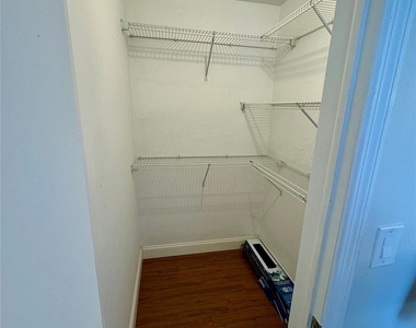 1747 Rodman Street - Photo Thumbnail 5