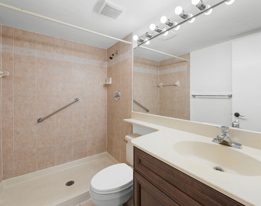 2506 Se Anchorage Cove - Photo Thumbnail 18