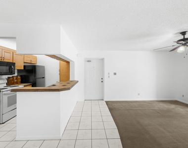 2506 Se Anchorage Cove - Photo Thumbnail 2