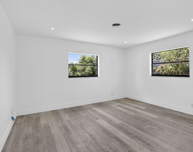 5804 Nw 14th Street - Photo Thumbnail 23