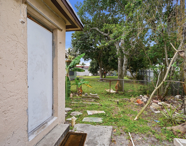 2130 Sw 67th Avenue Sw - Photo Thumbnail 2