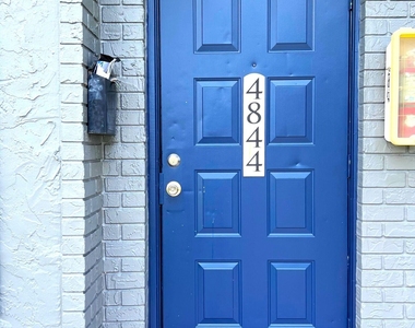 4844 Nw 9th Drive - Photo Thumbnail 2