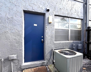 4844 Nw 9th Drive - Photo Thumbnail 23