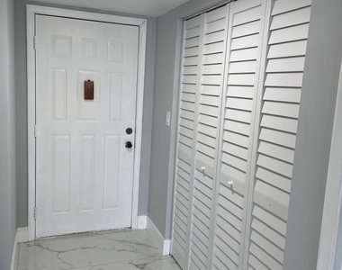 9509 Sw 1st Court - Photo Thumbnail 3