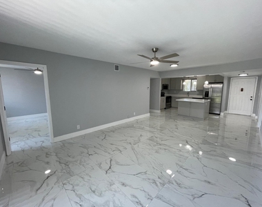 9509 Sw 1st Court - Photo Thumbnail 7
