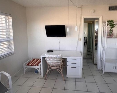 6000 N Ocean Boulevard - Photo Thumbnail 10