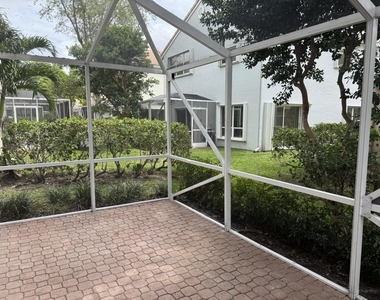 7218 Panache Way - Photo Thumbnail 20