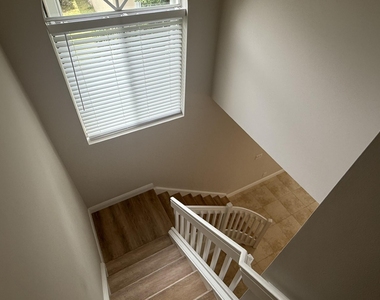 7218 Panache Way - Photo Thumbnail 19