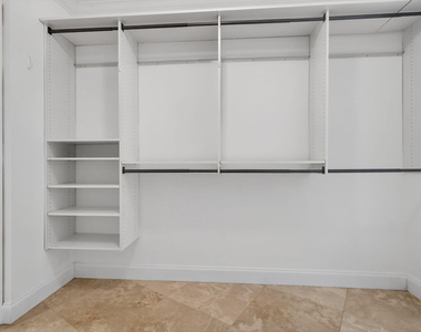18911 Collins Avenue - Photo Thumbnail 16