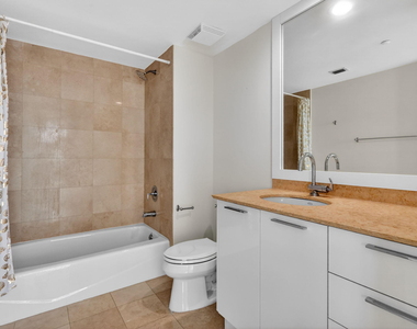 18911 Collins Avenue - Photo Thumbnail 18