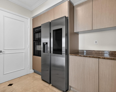 18911 Collins Avenue - Photo Thumbnail 8