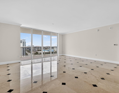 18911 Collins Avenue - Photo Thumbnail 7