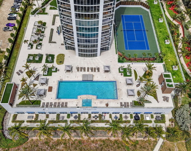 18911 Collins Avenue - Photo Thumbnail 1