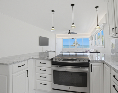 8 Briny Avenue - Photo Thumbnail 7
