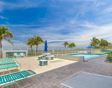 8 Briny Avenue - Photo Thumbnail 26