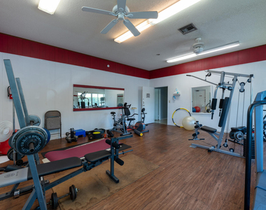 896 N Federal Highway - Photo Thumbnail 31