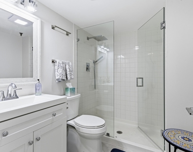 896 N Federal Highway - Photo Thumbnail 11