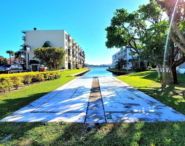 896 N Federal Highway - Photo Thumbnail 21