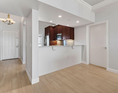 701 Seafarer Circle - Photo Thumbnail 9