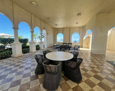 701 S Olive Avenue S - Photo Thumbnail 12