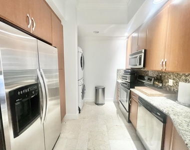 701 S Olive Avenue S - Photo Thumbnail 29