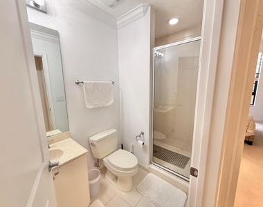 701 S Olive Avenue S - Photo Thumbnail 58