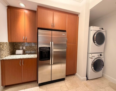 701 S Olive Avenue S - Photo Thumbnail 53