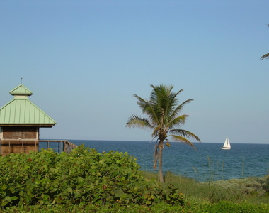 1000 Spanish River Road - Photo Thumbnail 26