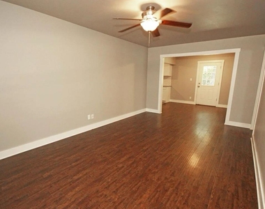 1205 W Brooks Street - Photo Thumbnail 2