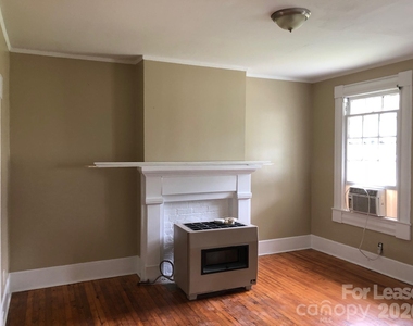 660 E Sharpe Street - Photo Thumbnail 4