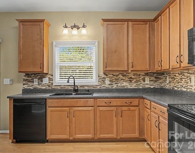 2917 Liddington Road - Photo Thumbnail 10