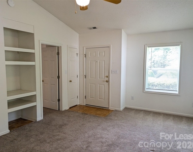 108 Bogey Lane - Photo Thumbnail 2
