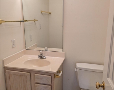 108 Bogey Lane - Photo Thumbnail 8