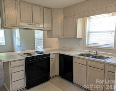 108 Bogey Lane - Photo Thumbnail 16