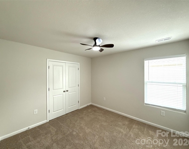 6225 Lowe Lane - Photo Thumbnail 11
