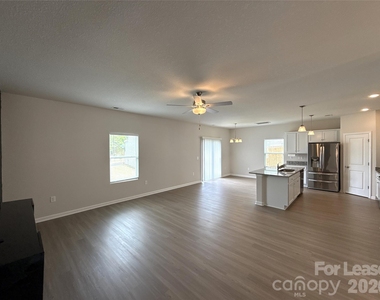 6225 Lowe Lane - Photo Thumbnail 2