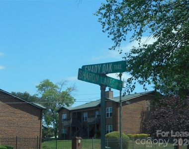 7961 Shady Oak Trail - Photo Thumbnail 13
