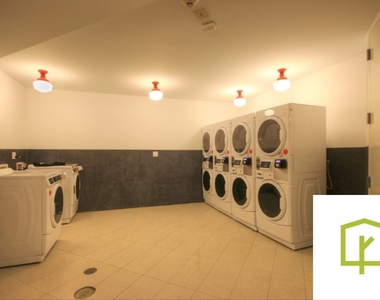 1003 Greene Avenue - Photo Thumbnail 14