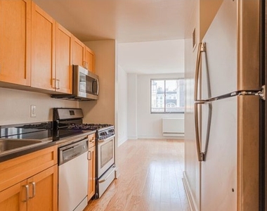 323 West 96th Street - Photo Thumbnail 1