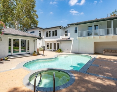 22904 Calvert Street - Photo Thumbnail 48