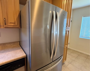 1317 W Alameda Avenue - Photo Thumbnail 4
