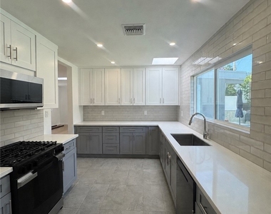 2618 N 6th Street - Photo Thumbnail 12