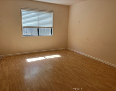 22451 Dolorosa Street - Photo Thumbnail 18