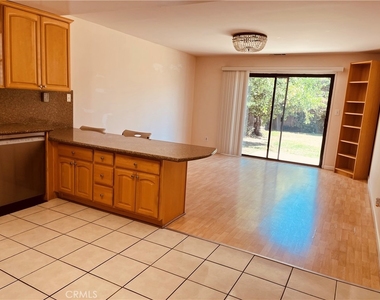 22451 Dolorosa Street - Photo Thumbnail 14